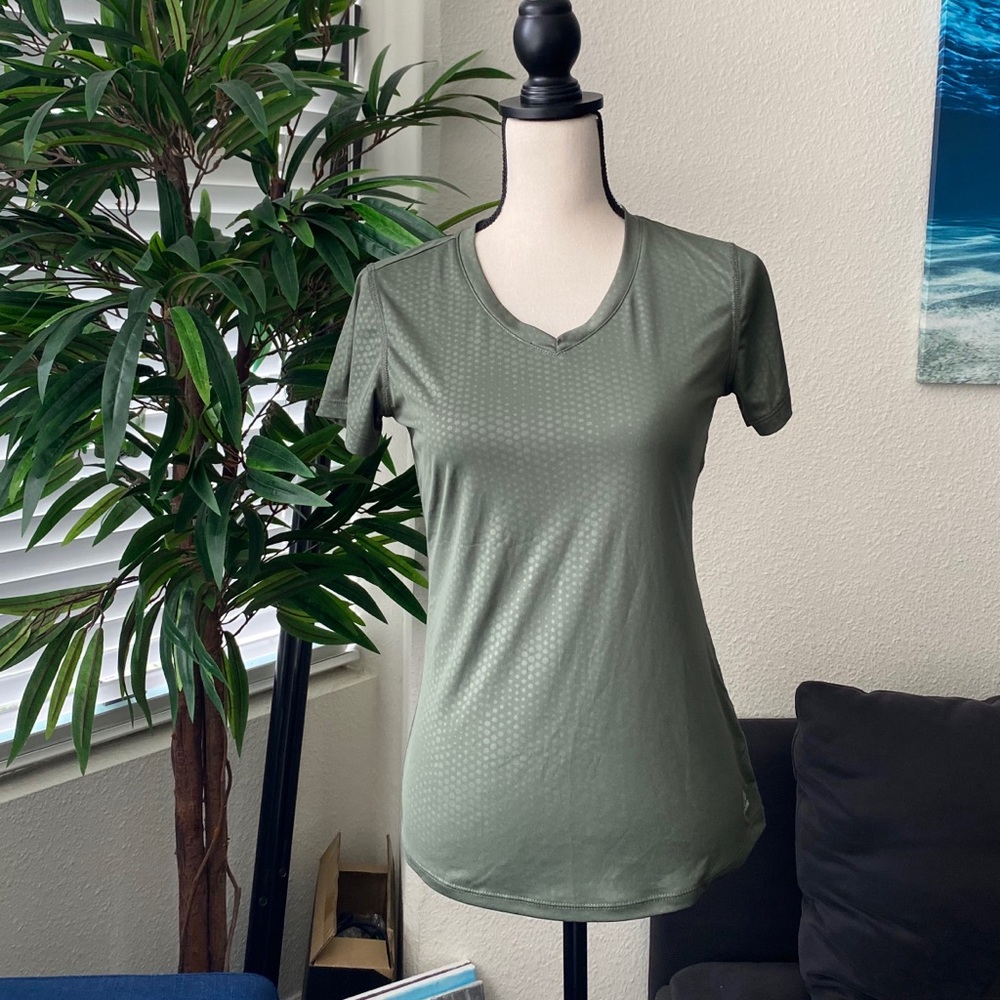 2/$10 RBX Green Workout Active V-Neck T-Shirt
